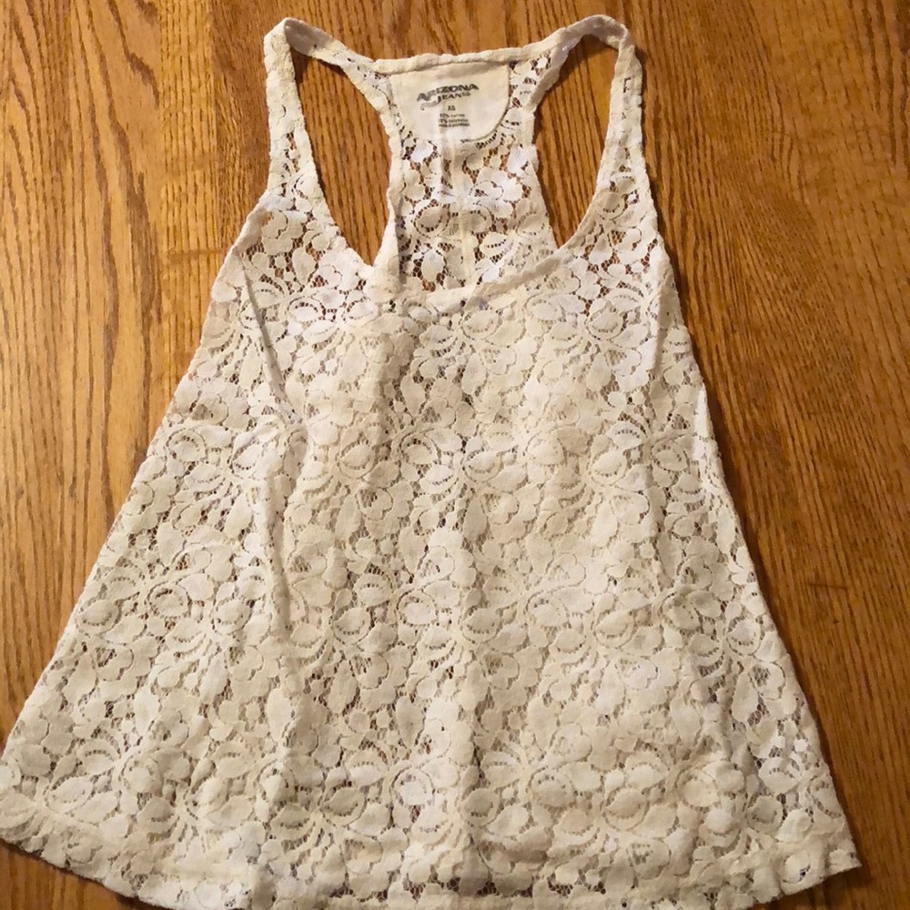 Arizona Jeans sleeveless white lace top